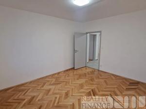 Pronájem bytu 4+1, Plzeň, Dlouhá, 80 m2