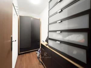 Prodej bytu 2+kk, Praha - Dolní Počernice, Národních hrdinů, 75 m2