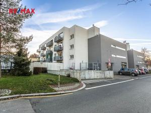 Pronájem bytu 2+kk, Praha - Strašnice, Novostrašnická, 68 m2