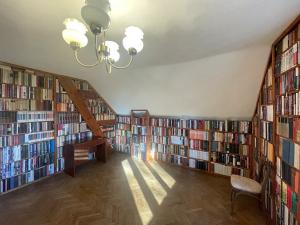 Pronájem rodinného domu, Zvole, 260 m2