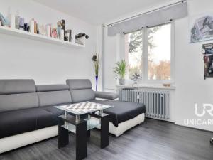 Prodej bytu 2+1, Brno - Obřany, Fryčajova, 52 m2