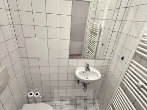 Pronájem bytu 2+kk, Praha - Holešovice, Umělecká, 58 m2