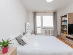 Prodej bytu 2+1, Kladno, Jaroslava Foglara, 52 m2