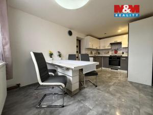 Prodej rodinného domu, Božice, 165 m2