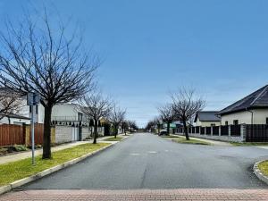 Prodej rodinného domu, Radonice, 196 m2