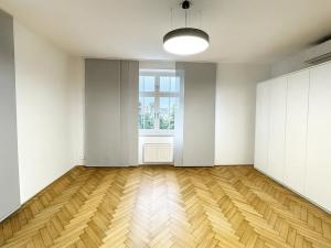 Pronájem bytu 3+1, Praha - Dejvice, 136 m2