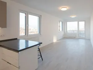 Pronájem bytu 3+kk, Praha - Strašnice, Zvěřinova, 89 m2