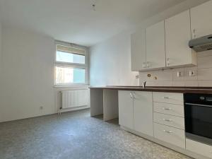 Pronájem bytu 2+1, Praha - Černý Most, Maňákova, 77 m2