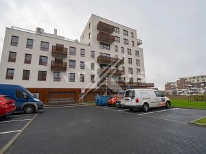 Pronájem bytu 1+kk, Praha - Dolní Měcholupy, Kardausova, 34 m2