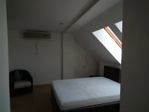 Pronájem bytu 3+kk, Praha - Karlín, Hybešova, 90 m2