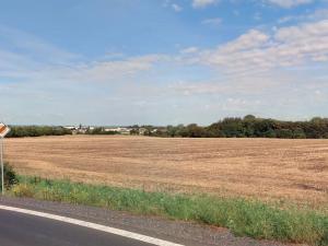 Prodej pole, Velvary, 23250 m2