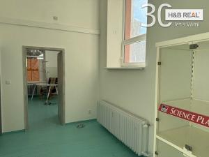 Pronájem komerční, Vsetín, 200 m2