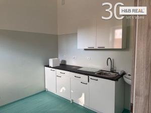 Pronájem komerční, Vsetín, 200 m2