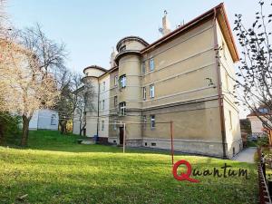 Prodej bytu 3+1, Praha - Smíchov, U Pernikářky, 98 m2