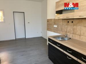 Pronájem bytu 2+kk, Přelouč, Václavské náměstí, 46 m2