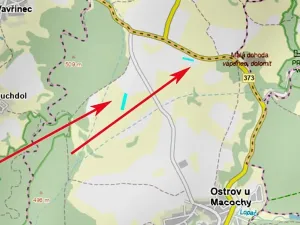 Prodej podílu pole, Ostrov u Macochy, 2406 m2