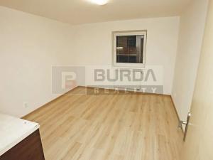 Pronájem bytu 1+kk, Neratovice, 26 m2