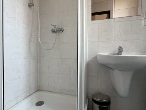 Pronájem bytu 1+kk, Hradec Králové, Dukelská třída, 20 m2