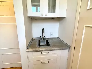 Pronájem bytu 1+kk, Praha - Smíchov, U Pernikářky, 14 m2