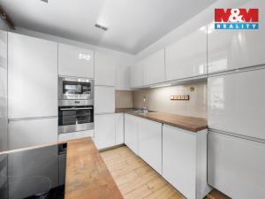 Prodej rodinného domu, Horní Blatná, Vančurova, 230 m2