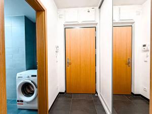 Pronájem bytu 1+kk, Praha - Holešovice, U průhonu, 35 m2