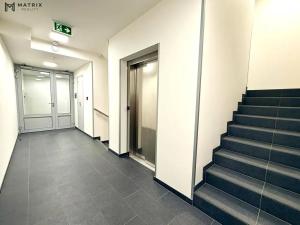 Pronájem bytu 3+kk, Praha - Libeň, Primátorská, 67 m2