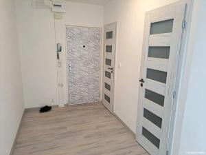 Pronájem bytu 2+1, Hradec Králové, třída Edvarda Beneše, 62 m2