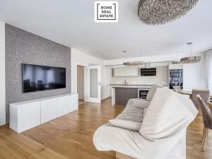 Prodej bytu 4+kk, Praha - Karlín, Za Karlínským přístavem, 137 m2