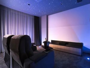 Prodej bytu 4+1, Praha - Stodůlky, Petržílkova, 228 m2