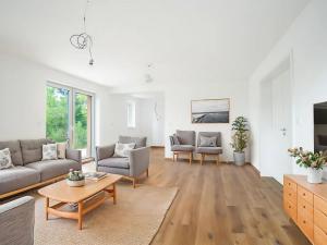 Pronájem rodinného domu, Kamenice, 183 m2