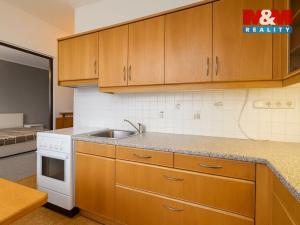 Pronájem bytu 2+1, Trutnov - Střední Předměstí, Papírenská, 61 m2