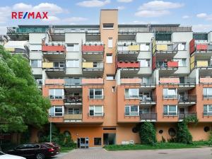 Pronájem bytu 2+kk, Praha - Vysočany, Pod Harfou, 55 m2