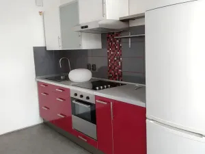 Pronájem bytu 2+1, Praha - Smíchov, Grafická, 57 m2