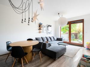 Prodej bytu 2+kk, Veleň - Mírovice, Polní, 49 m2