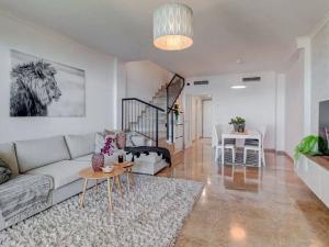 Prodej rodinného domu, Santiago del Teide, Španělsko, Plaza de Puerto Santiago, 130 m2