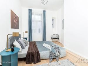 Pronájem bytu 2+kk, Praha - Žižkov, Jeseniova, 45 m2