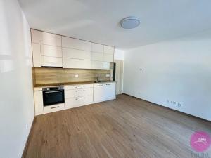 Pronájem bytu 1+kk, Olomouc, Topolová, 32 m2
