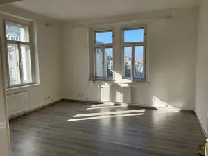 Pronájem kanceláře, Praha - Žižkov, Tovačovského, 86 m2