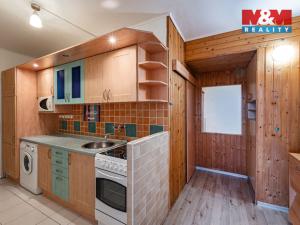 Pronájem bytu 3+1, Karlovy Vary, Krymská, 45 m2