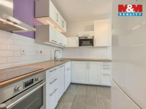 Prodej bytu 2+kk, Praha, V kapslovně, 58 m2