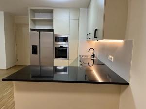 Pronájem bytu 3+kk, Praha - Karlín, Rohanské nábřeží, 121 m2