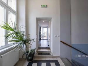 Prodej atypického bytu, Mikulov, Komenského, 164 m2