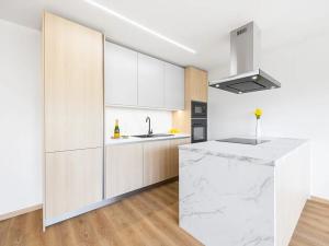 Prodej bytu 3+kk, Praha - Prosek, Vysočanská, 82 m2