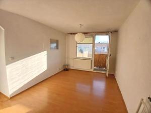 Pronájem bytu 2+kk, Komárov, Okružní, 48 m2