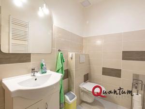 Pronájem bytu 1+kk, Praha - Nusle, 5. května, 34 m2