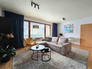 Pronájem bytu 2+kk, Praha - Zličín, Hrozenkovská, 61 m2