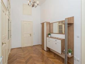 Pronájem bytu 4+1, Praha - Staré Město, Martinská, 180 m2