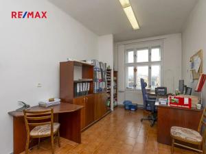 Prodej činžovního domu, Dašice, náměstí T. G. Masaryka, 957 m2