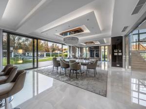 Prodej rodinného domu, Průhonice, Růžová, 590 m2