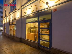 Pronájem obchodního prostoru, Plzeň, Americká, 210 m2